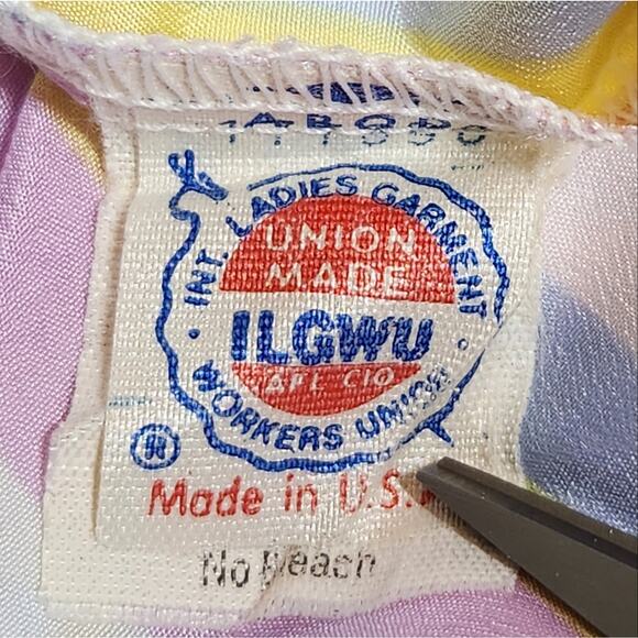 VINTAGE 1980s striped pastel rainbow blouse by Intuitions - Picture 6 of 9